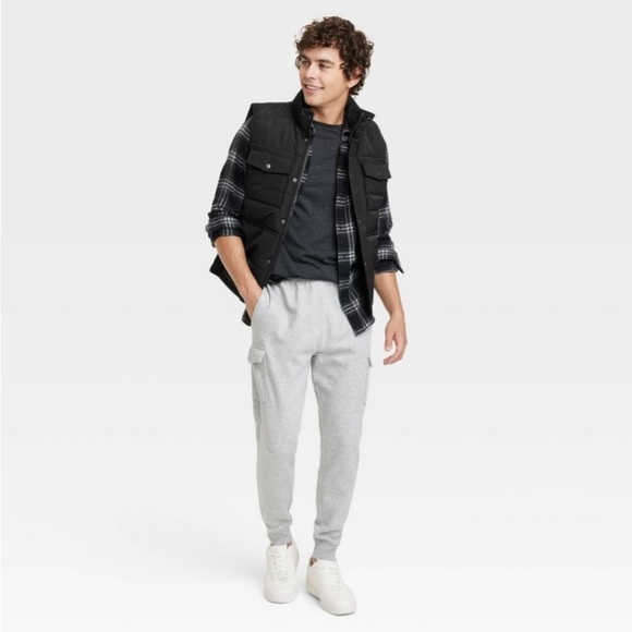 Men's Corduroy Collar Midweight Puffer
Jacket - Goodfellow & Com Black - Picture 3 of 8